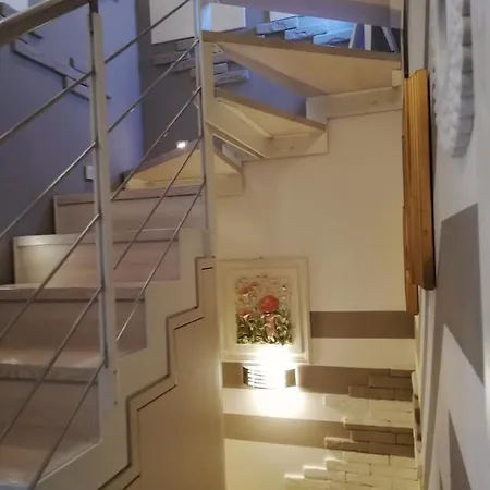 Piccola Camera Con Letto Matrimoniale E Bagno Privato לינה וארוחת בוקר קיוג'ה