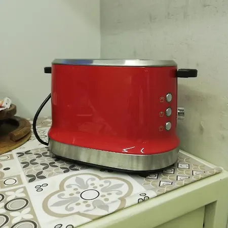 לינה וארוחת בוקר Piccola Camera Con Letto Matrimoniale E Bagno Privato *